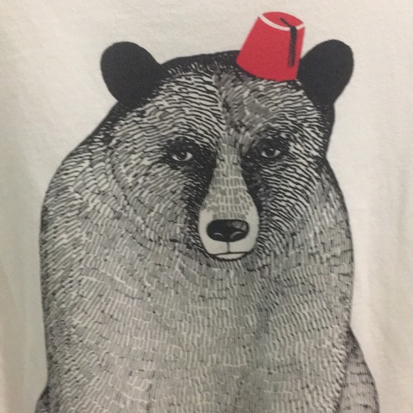 🐻Cute Bear With Hat T shirt🐻 - Picture 2 of 5